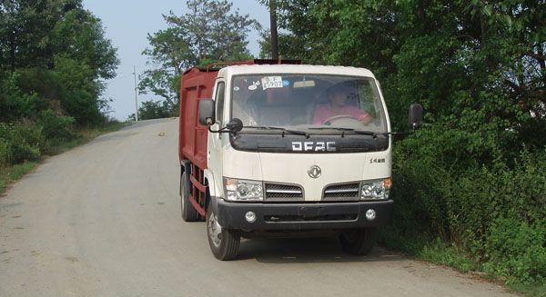 �|�L(f��ng)���𿨉��sʽ����܇(ch��)