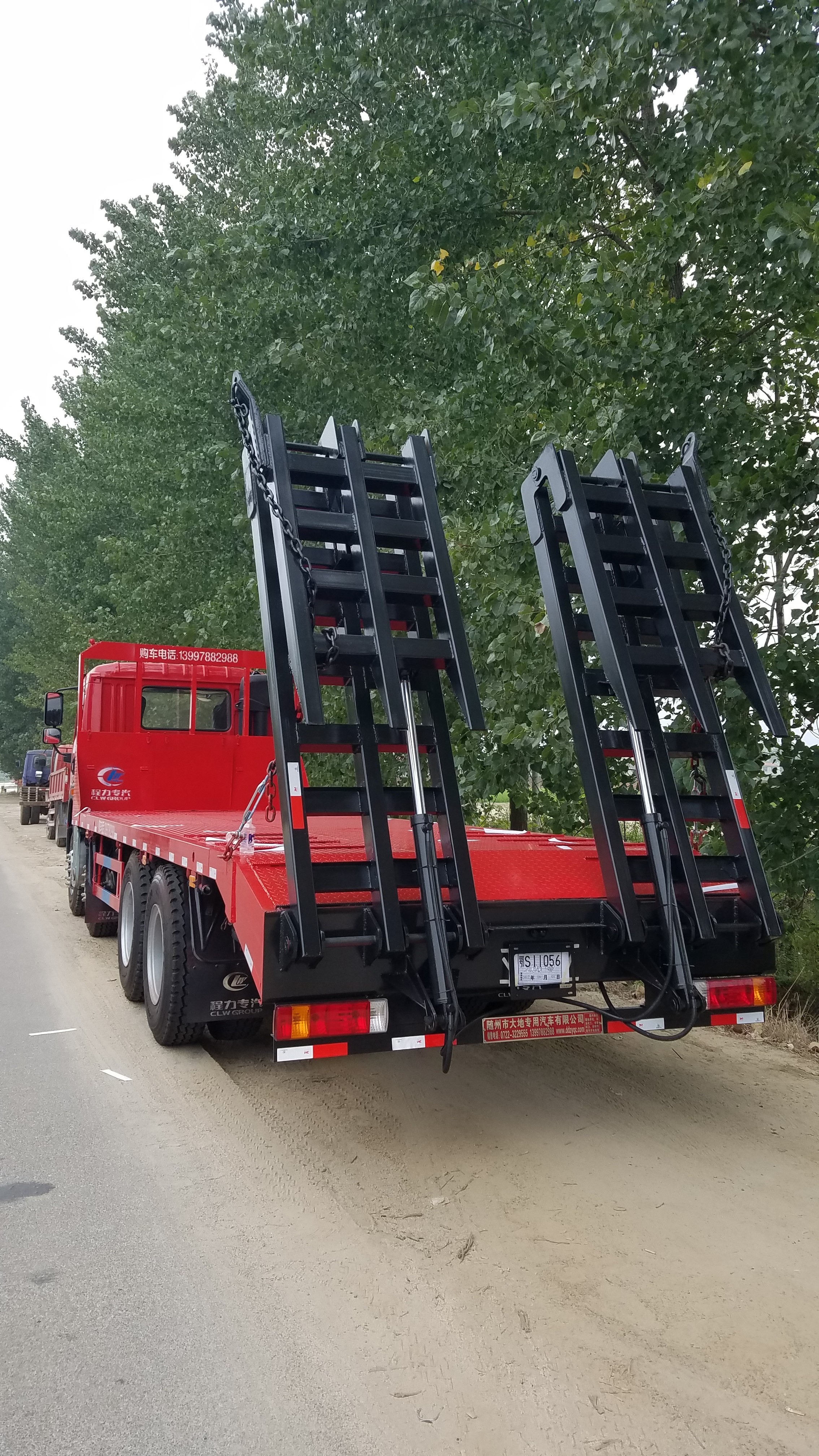 ���ǰ�ĺ�ˇ���ƽ���\ݔ܇(ch��)