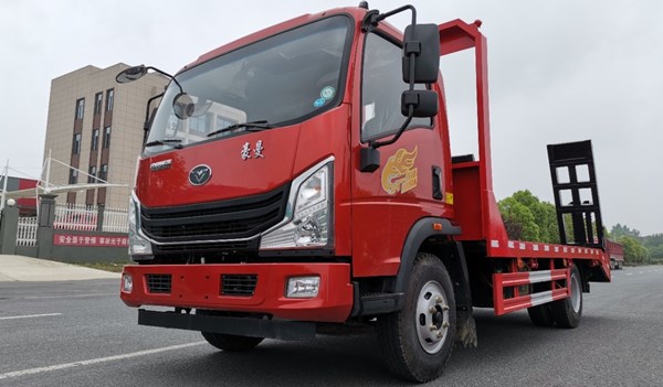 �����{����������ƽ���\ݔ܇(ch��)