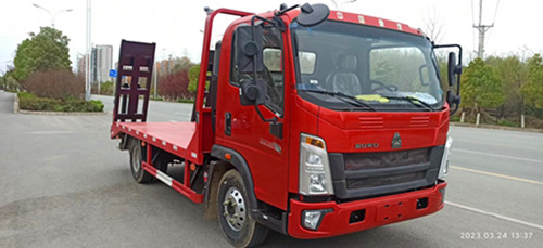 藍牌重汽豪沃60挖機平板車(chē)