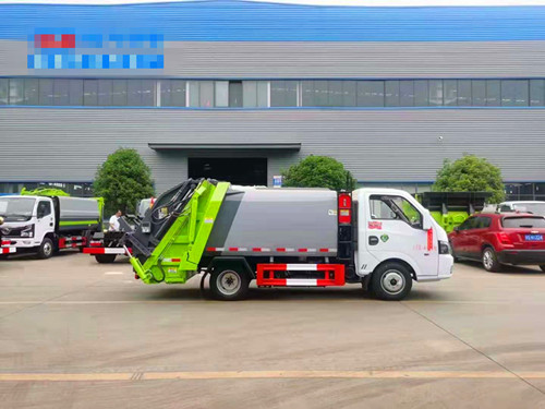 東風(fēng)5方壓縮垃圾車(chē)選裝垃圾斗