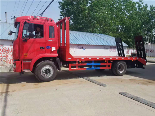 �����񠖰l(f��)A5�ڙC��܇(ch��)