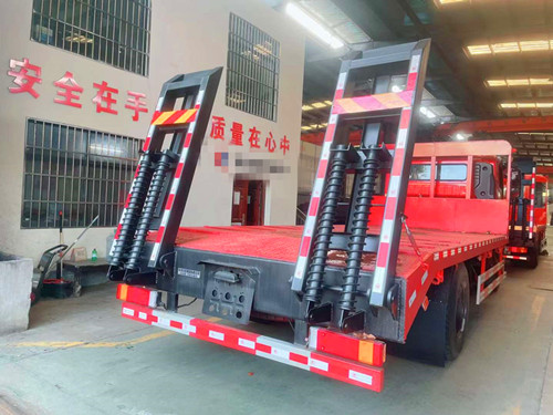 12���ھ�C�ϰ�܇(ch��)�|�L(f��ng)�Θ�